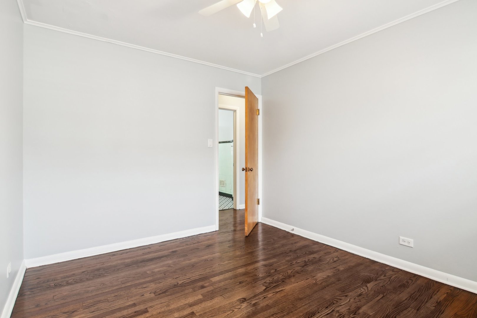 737 S Jackson Street, Hinsdale, IL 60521