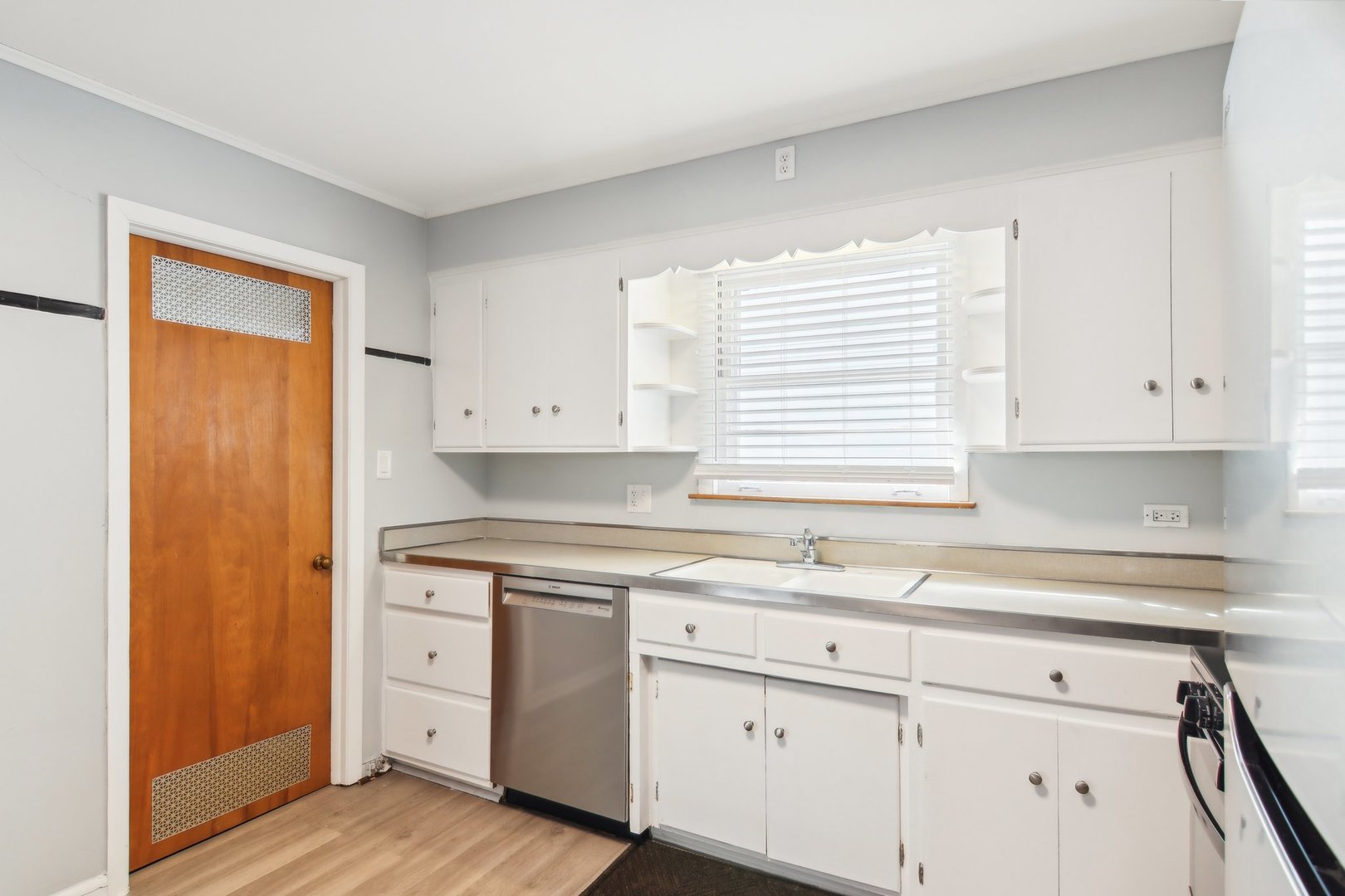 737 S Jackson Street, Hinsdale, IL 60521