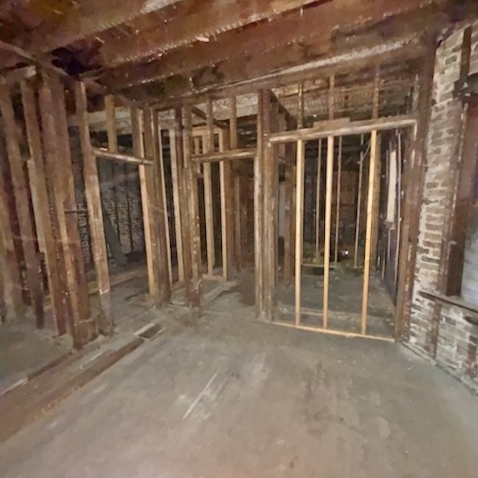 4018 W Polk Street, Chicago, IL 60624