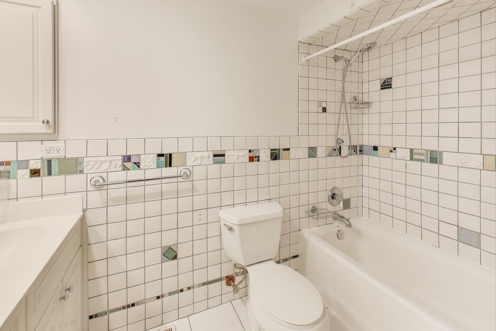 3537 Maple Leaf Drive, Glenview, IL 60026