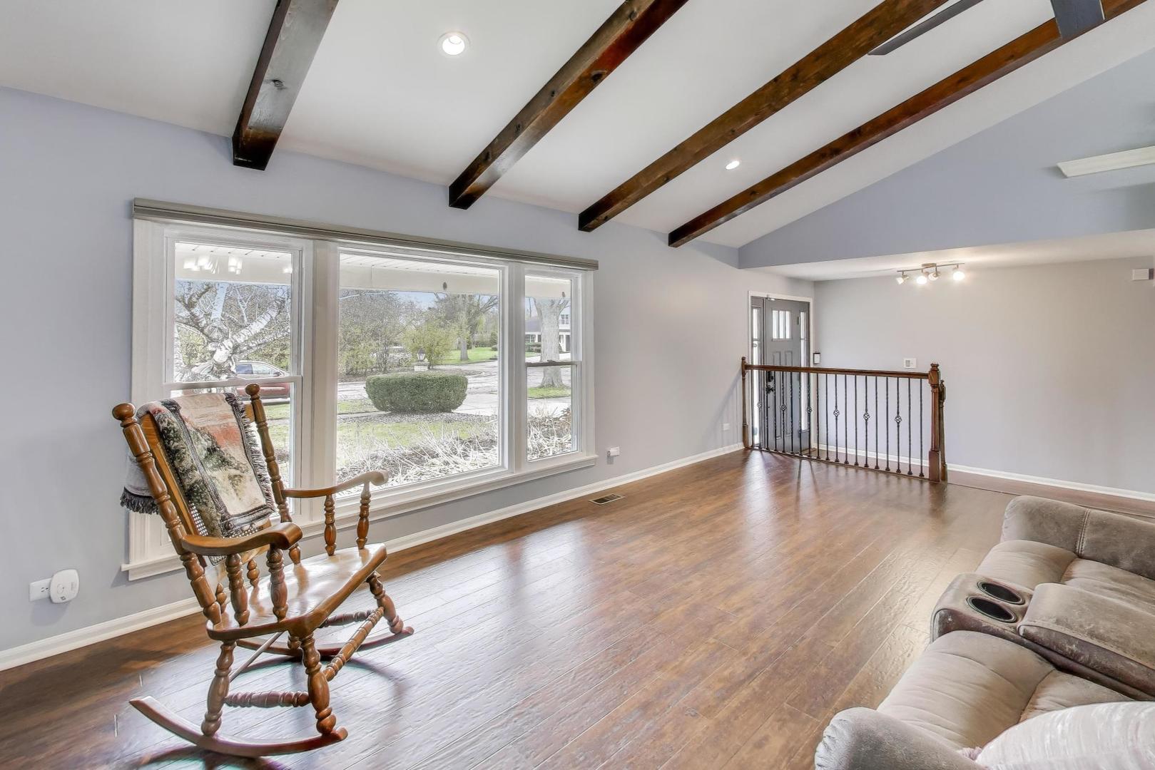 3537 Maple Leaf Drive, Glenview, IL 60026