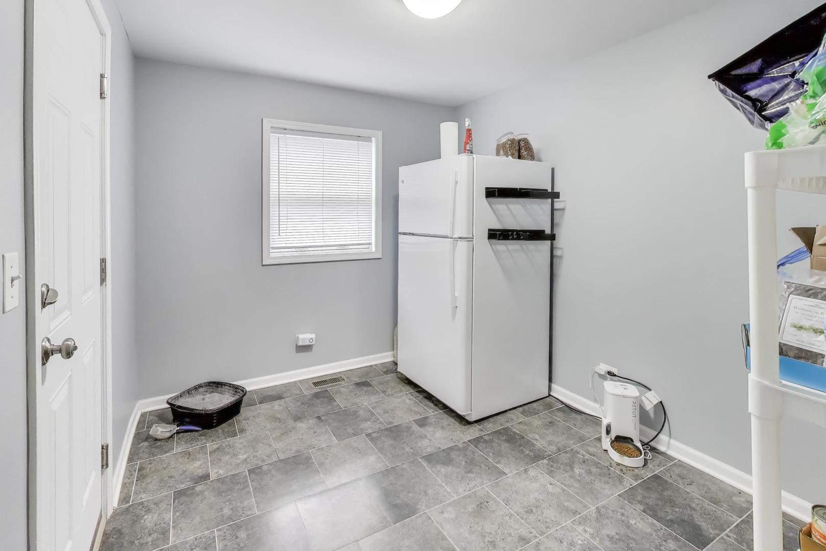 3537 Maple Leaf Drive, Glenview, IL 60026