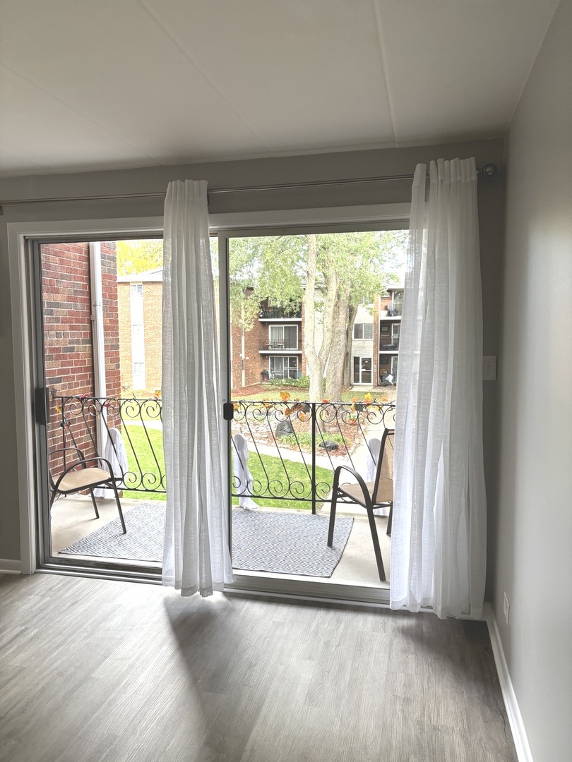 3955 W 104th Street #2B, Chicago, IL 60655