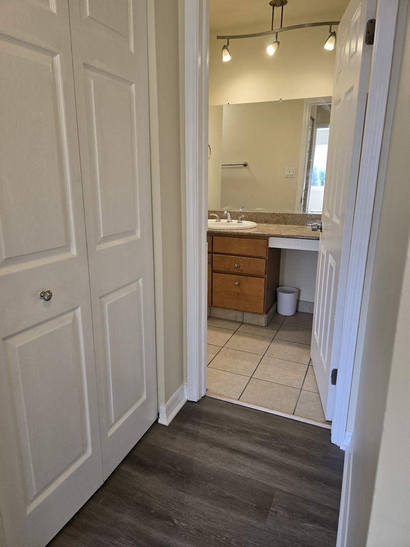 838 Jonathon Court #308, Prospect Heights, IL 60070