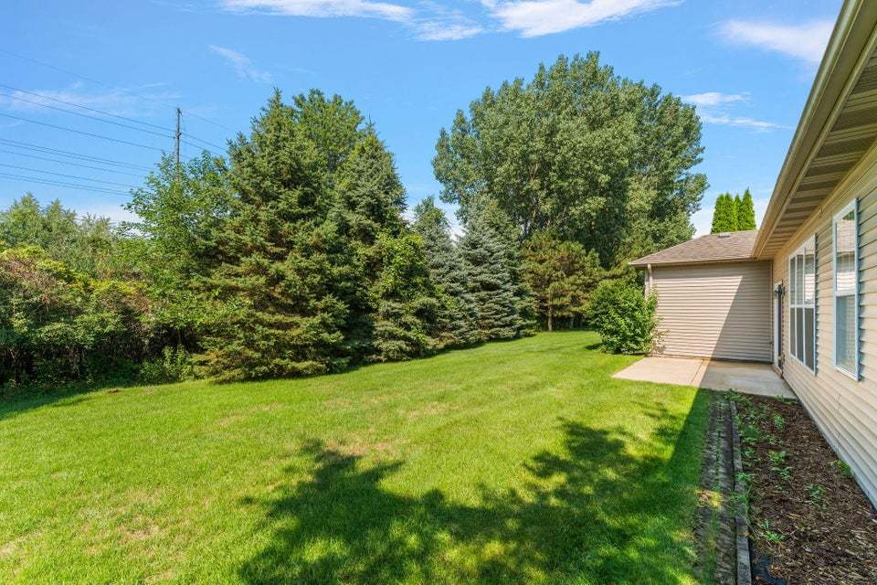 1390 Mackinaw Place, Schererville, IN 46375
