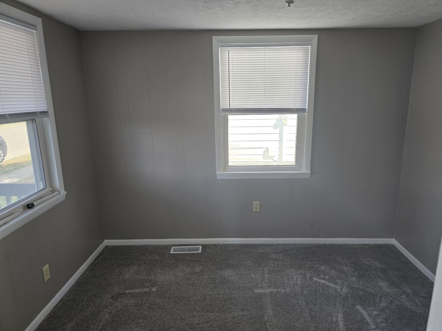 708 W Graham Street, Bloomington, IL 61701