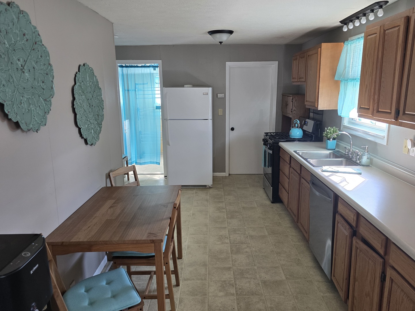 708 W Graham Street, Bloomington, IL 61701