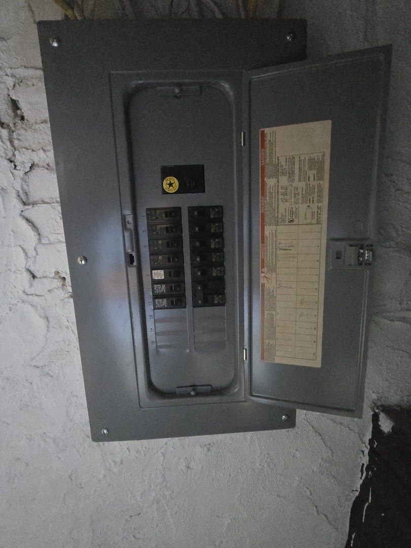 708 W Graham Street, Bloomington, IL 61701