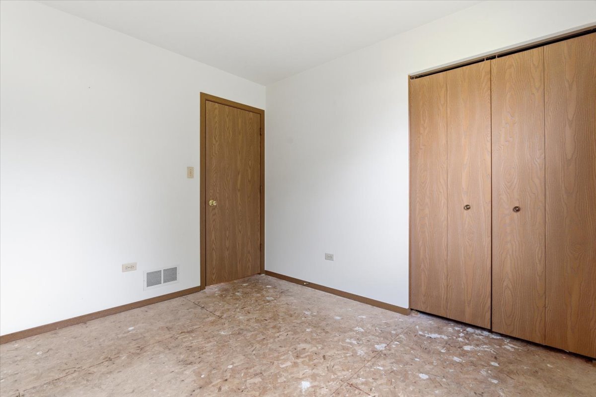 38633 N Cedar Avenue, Beach Park, IL 60099