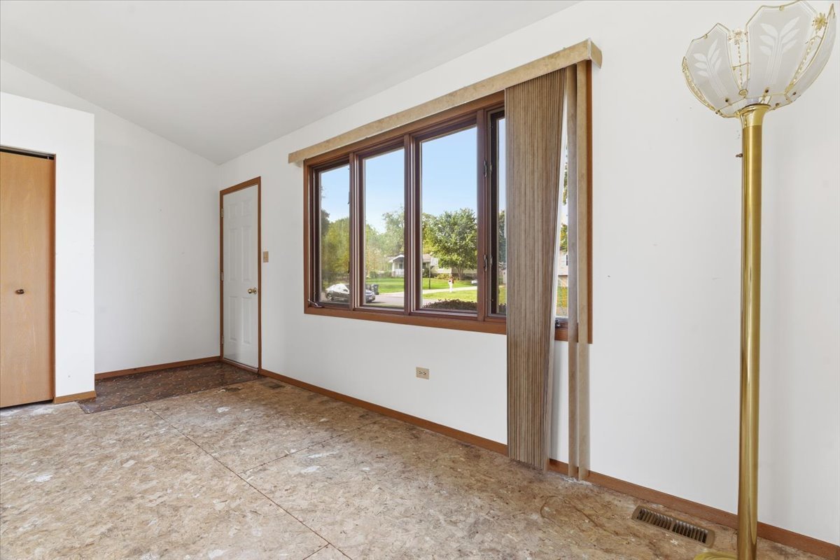 38633 N Cedar Avenue, Beach Park, IL 60099