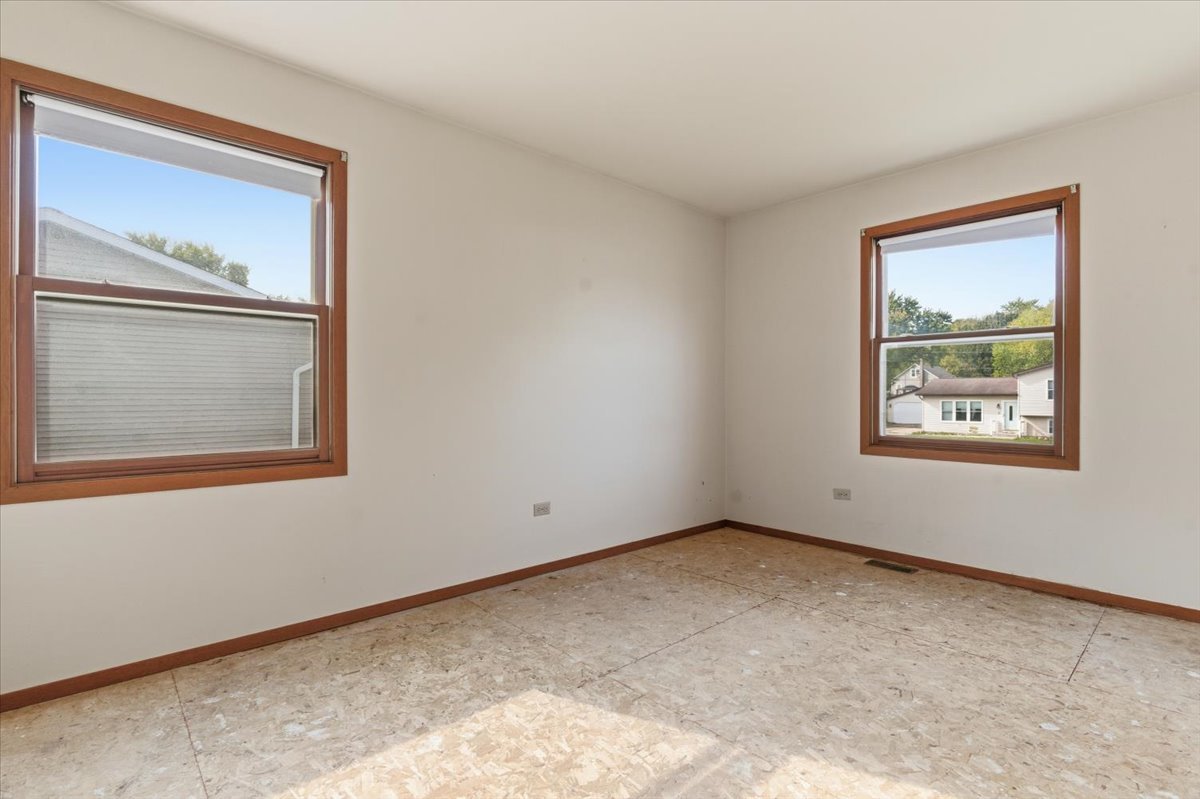 38633 N Cedar Avenue, Beach Park, IL 60099