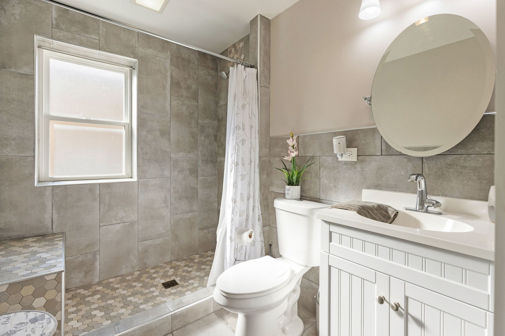 151 22nd Avenue, Bellwood, IL 60104