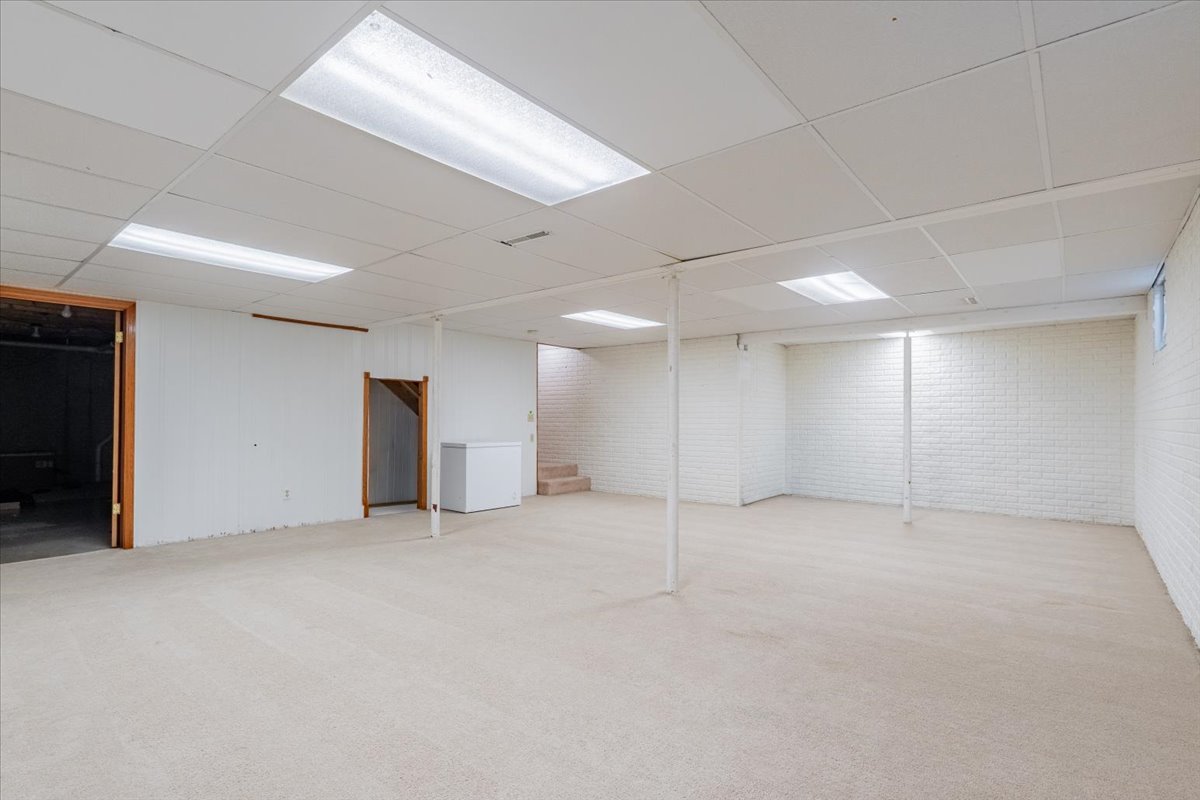 1314 Lismore Lane, Normal, IL 61761