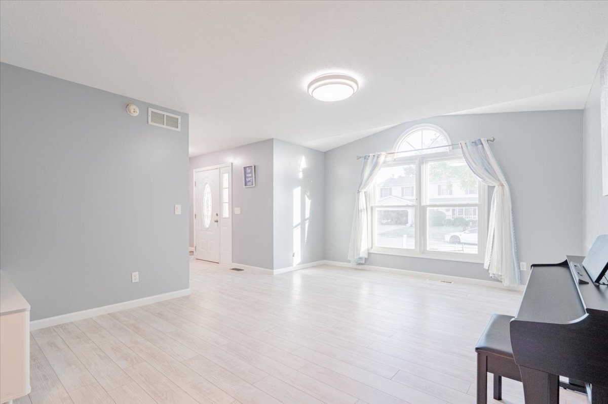 1314 Lismore Lane, Normal, IL 61761