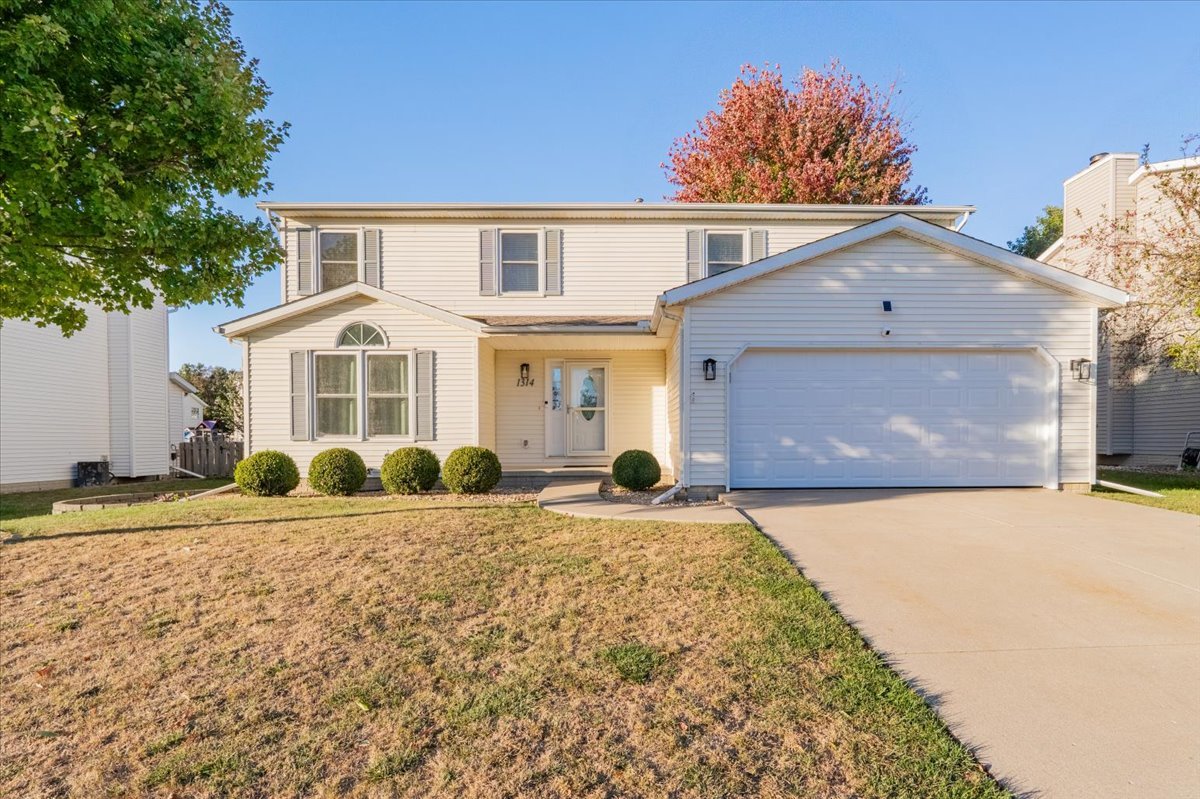 1314 Lismore Lane, Normal, IL 61761