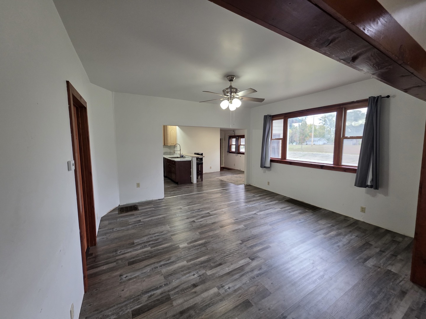 623 E Clay Street, Clinton, IL 61727