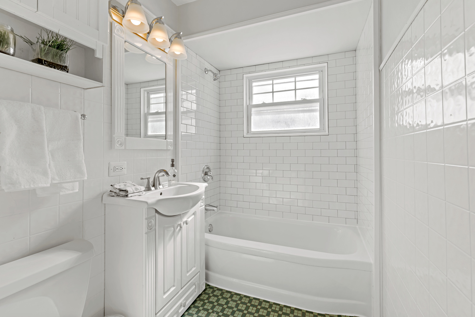 18243 Center Avenue, Homewood, IL 60430