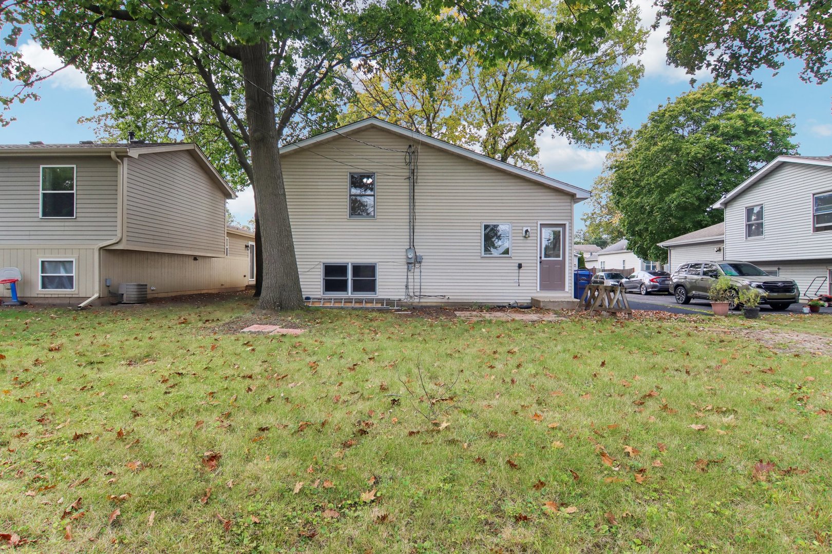 33611 N Idlewild Drive, Grayslake, IL 60030