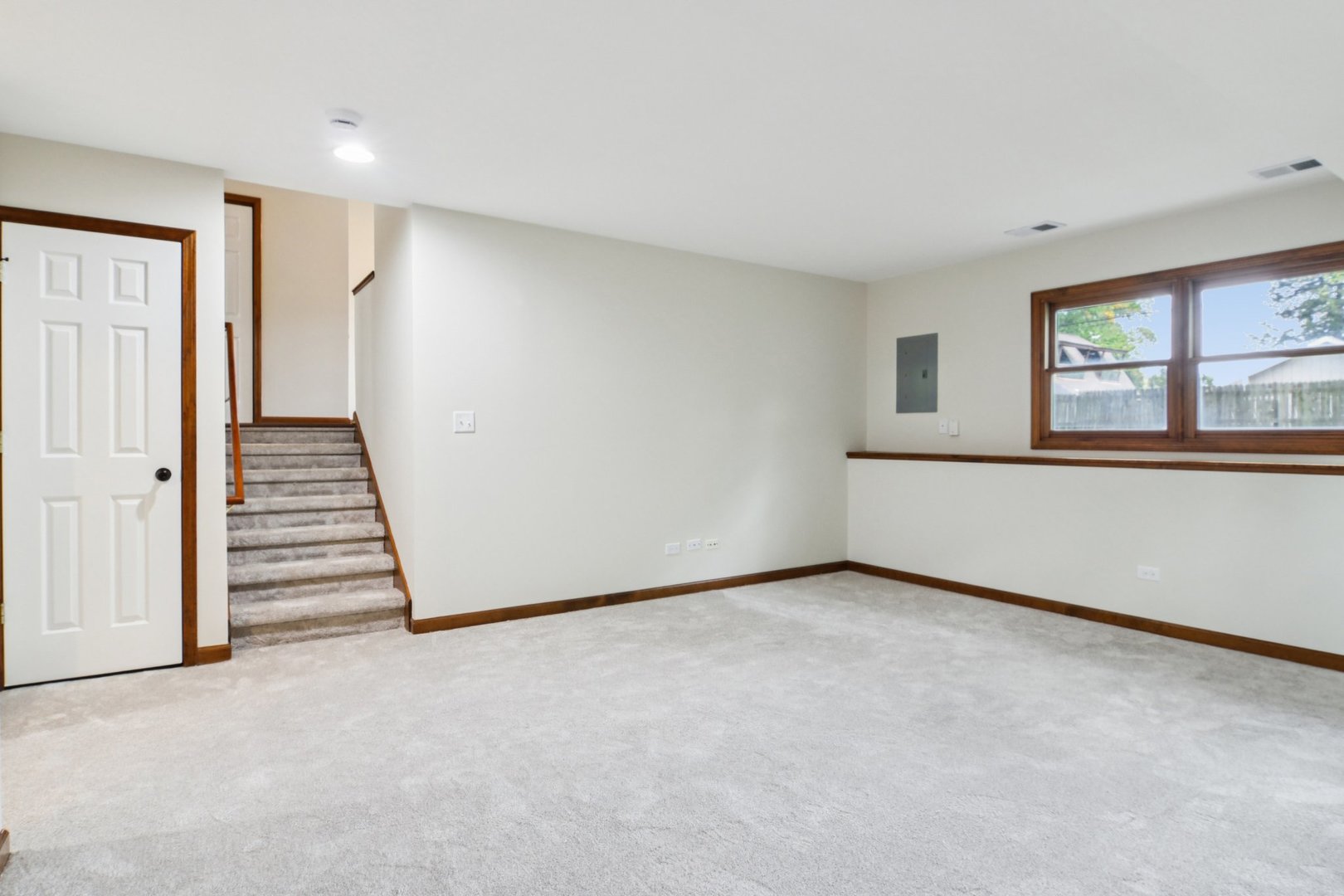 33611 N Idlewild Drive, Grayslake, IL 60030