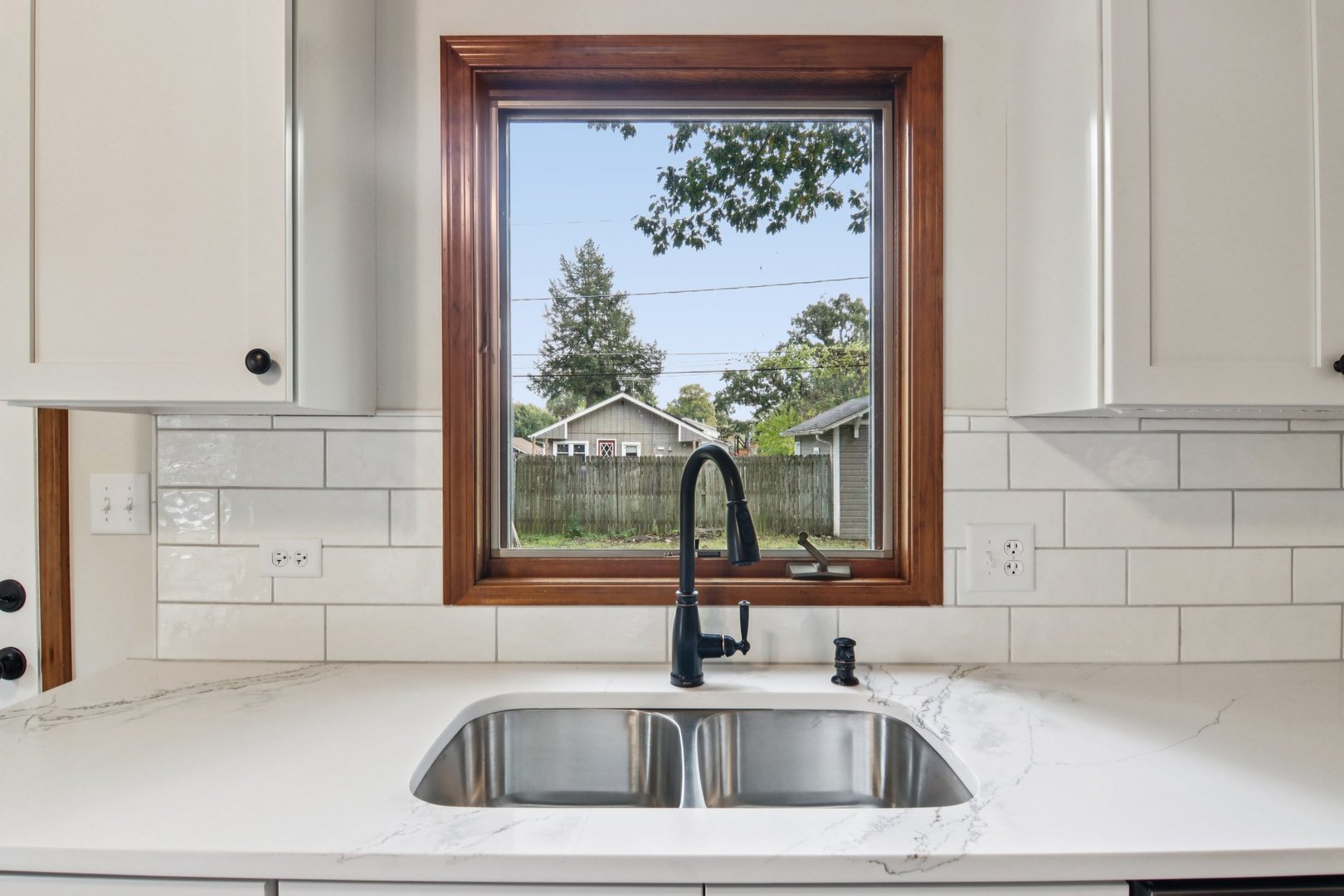 33611 N Idlewild Drive, Grayslake, IL 60030