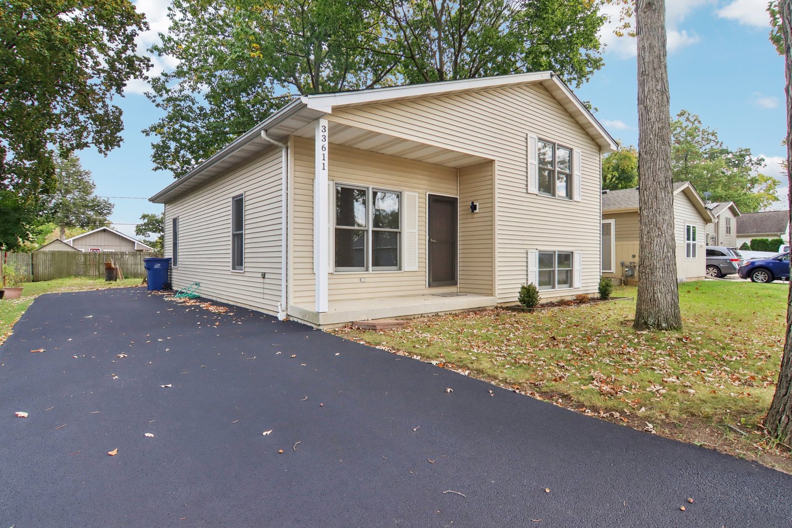 33611 N Idlewild Drive, Grayslake, IL 60030