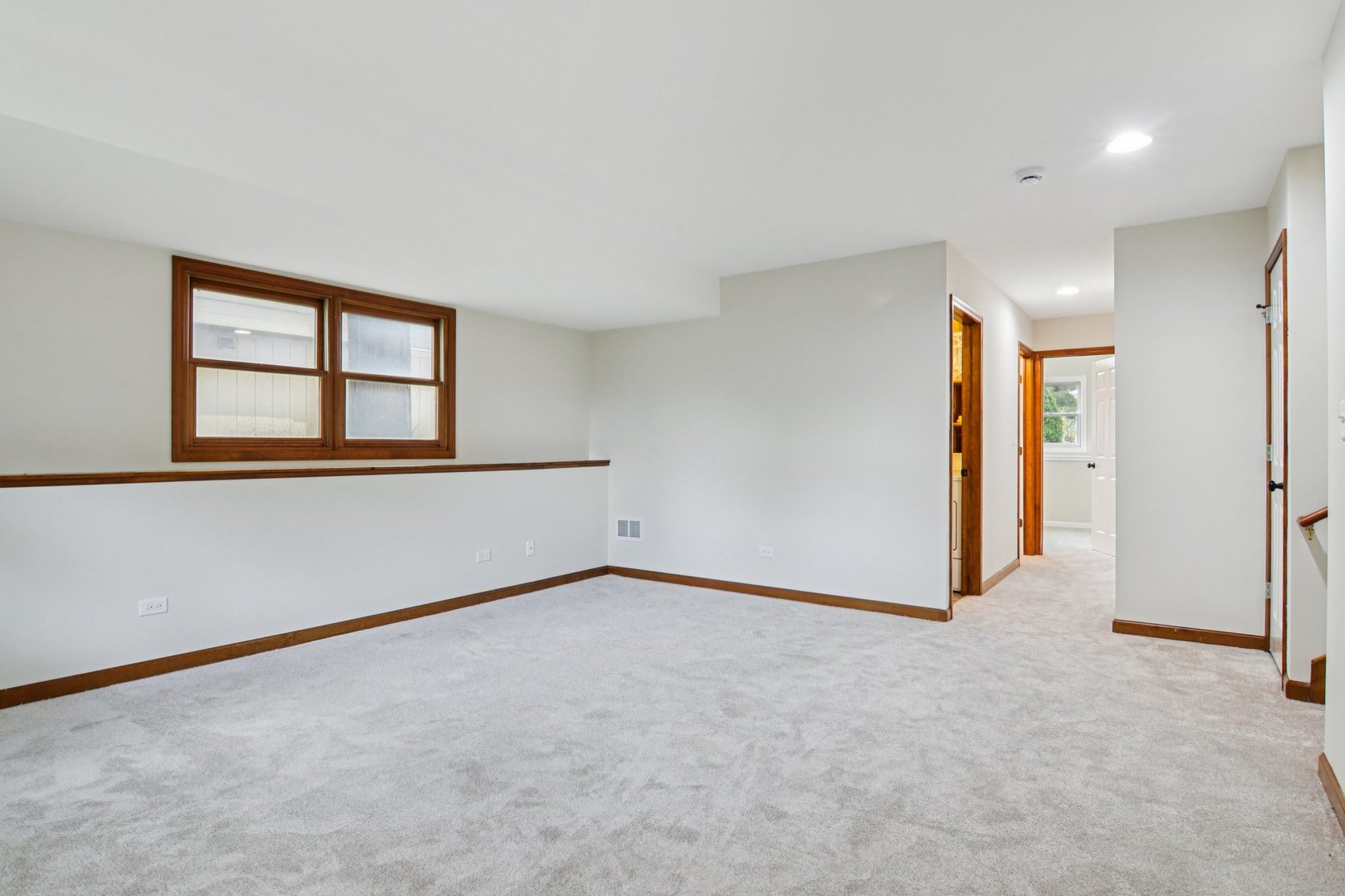 33611 N Idlewild Drive, Grayslake, IL 60030