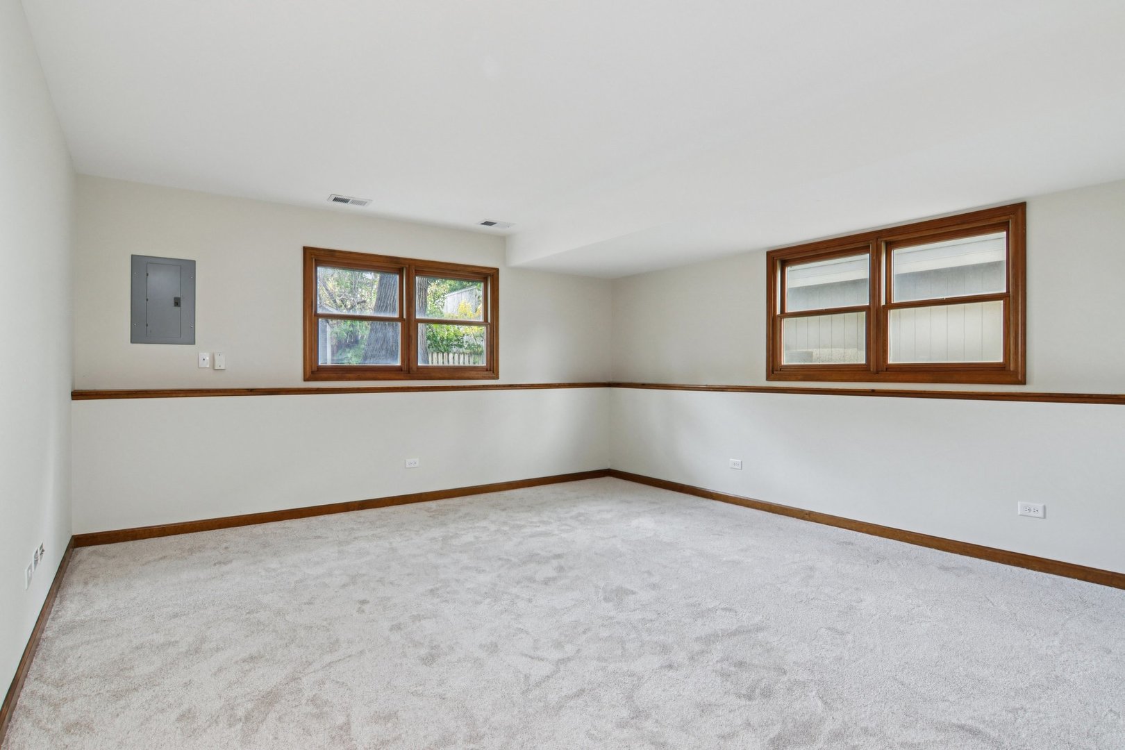 33611 N Idlewild Drive, Grayslake, IL 60030