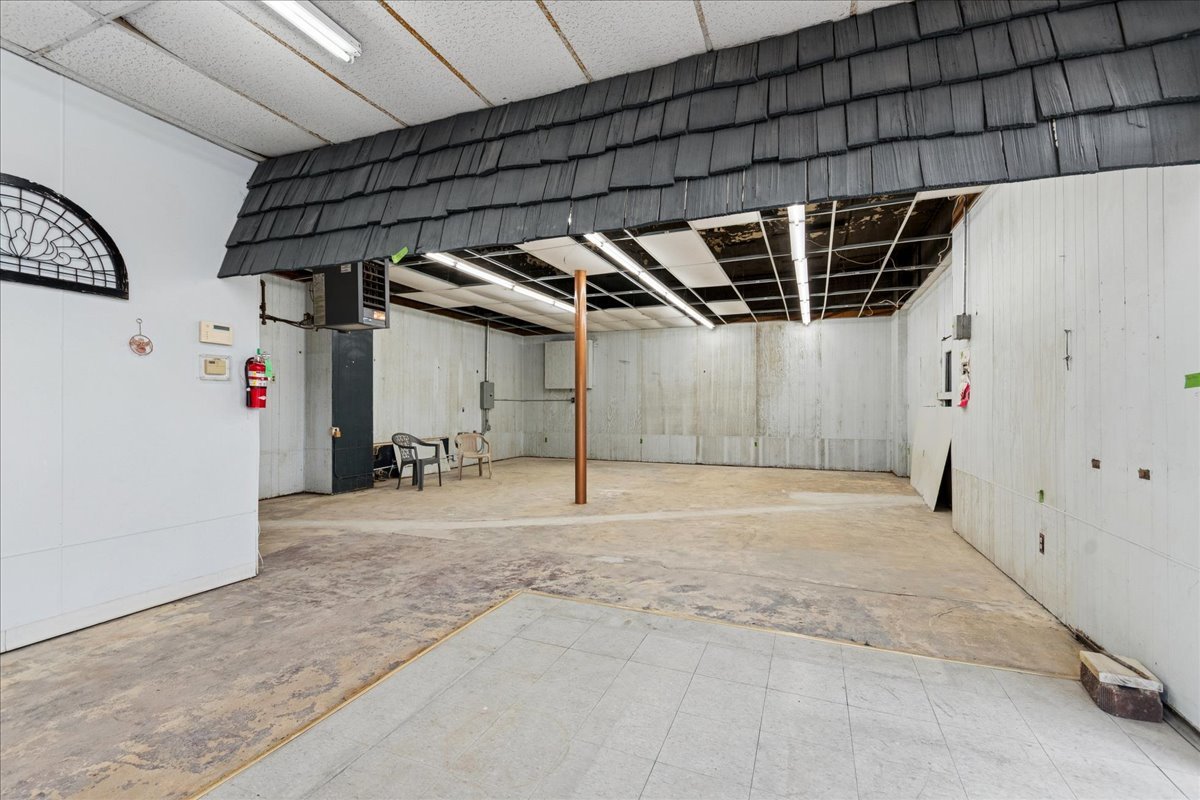 715 W Jefferson Street, Joliet, IL 60435