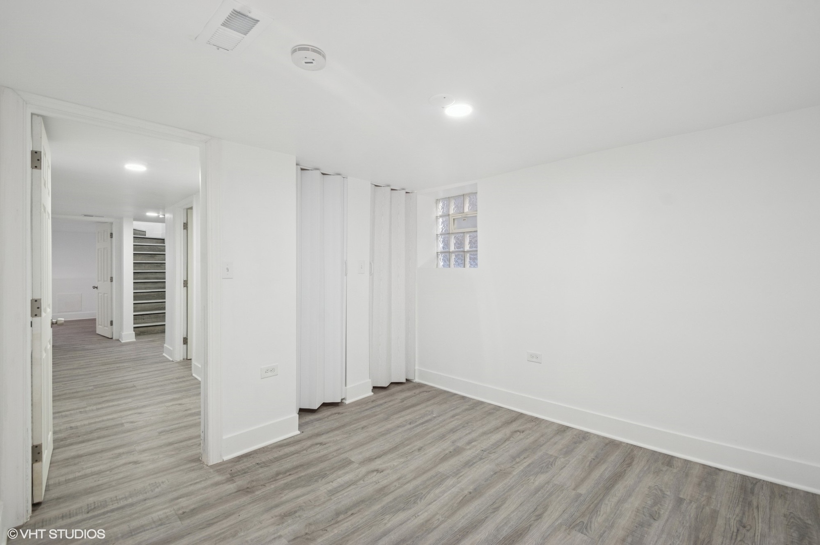 7049 S Damen Avenue, Chicago, IL 60636