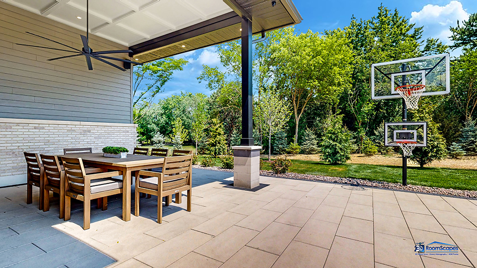 25 Rolling Hills Drive, Barrington, IL 60010