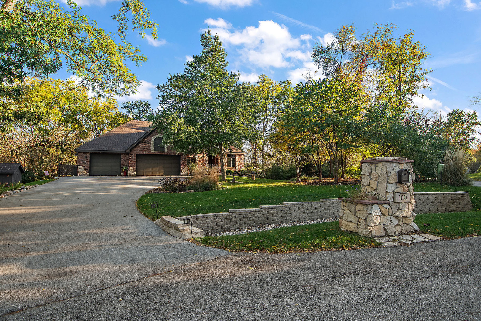 1110 Lakeside Drive, New Lenox, IL 60451