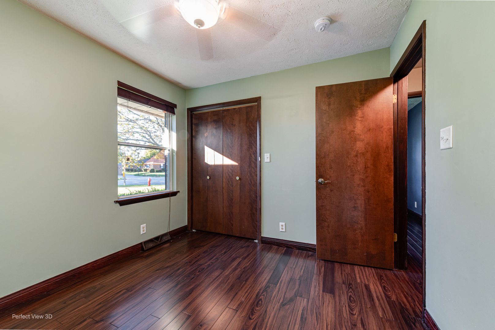 800 Charles Street, Morris, IL 60450