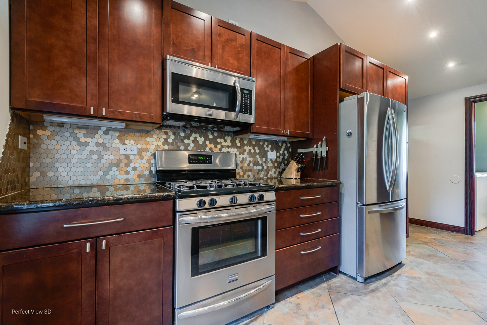 800 Charles Street, Morris, IL 60450