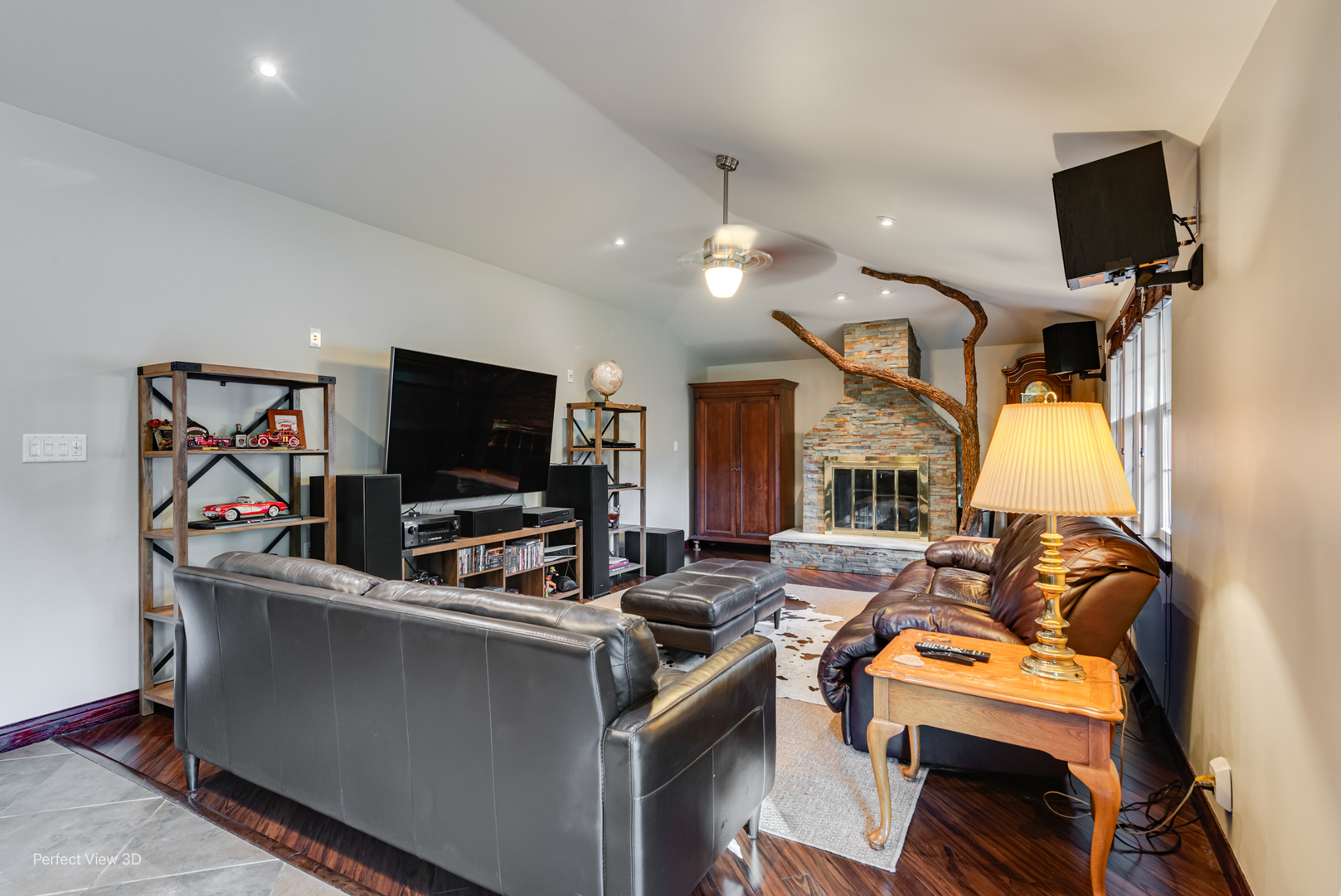 800 Charles Street, Morris, IL 60450