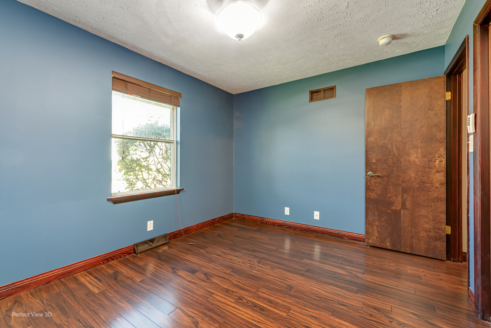 800 Charles Street, Morris, IL 60450