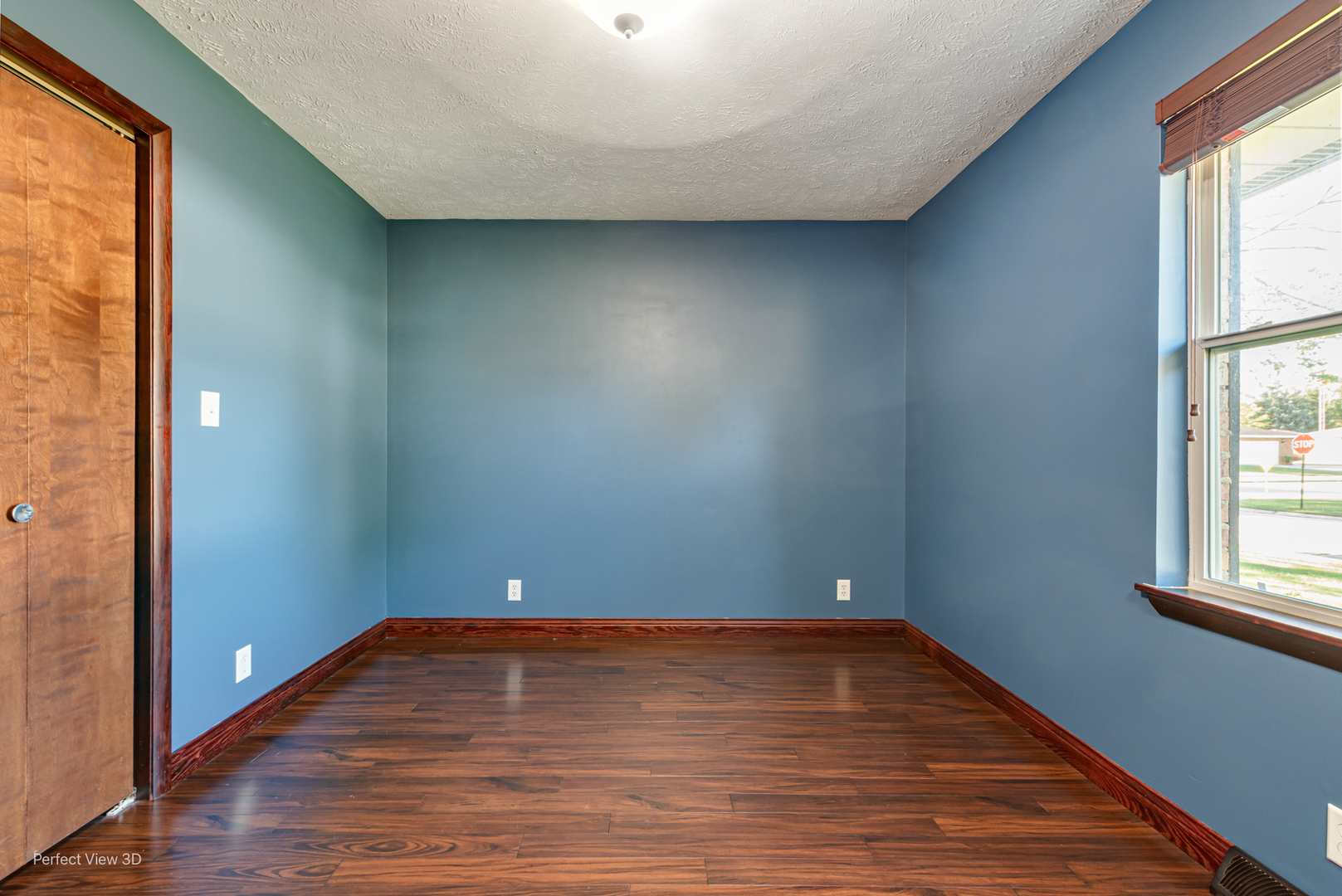 800 Charles Street, Morris, IL 60450