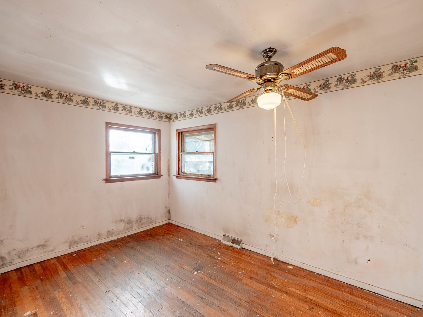 4439 S Lawler Avenue, Chicago, IL 60638