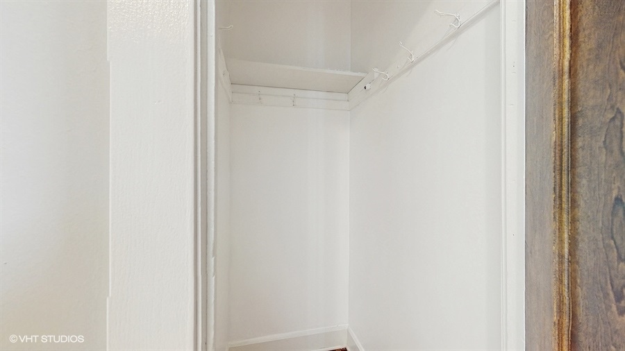 5041 W Fletcher Street, Chicago, IL 60641