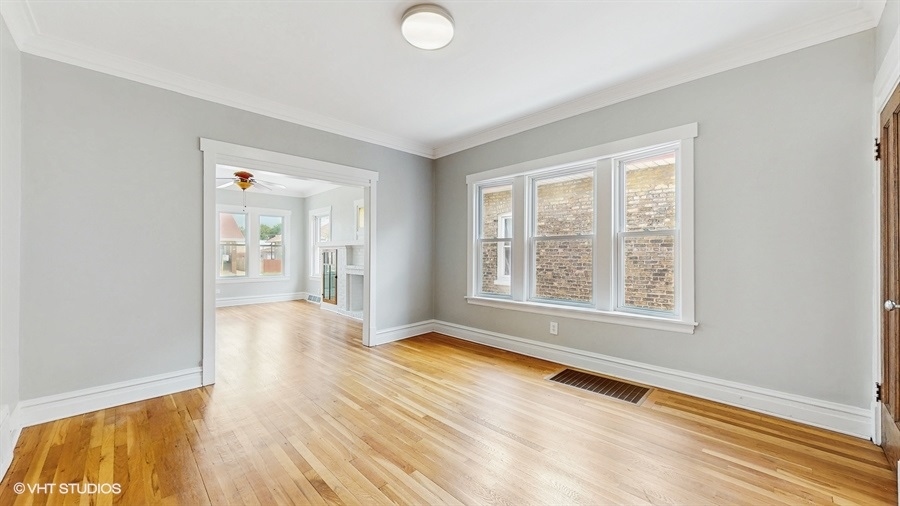 5041 W Fletcher Street, Chicago, IL 60641