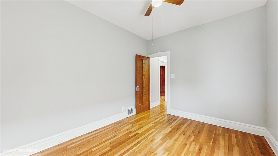 5041 W Fletcher Street, Chicago, IL 60641