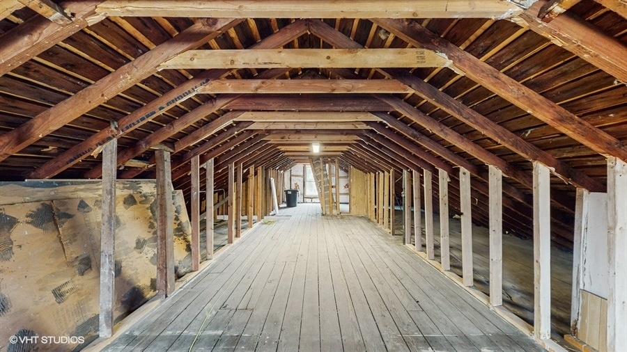 5041 W Fletcher Street, Chicago, IL 60641