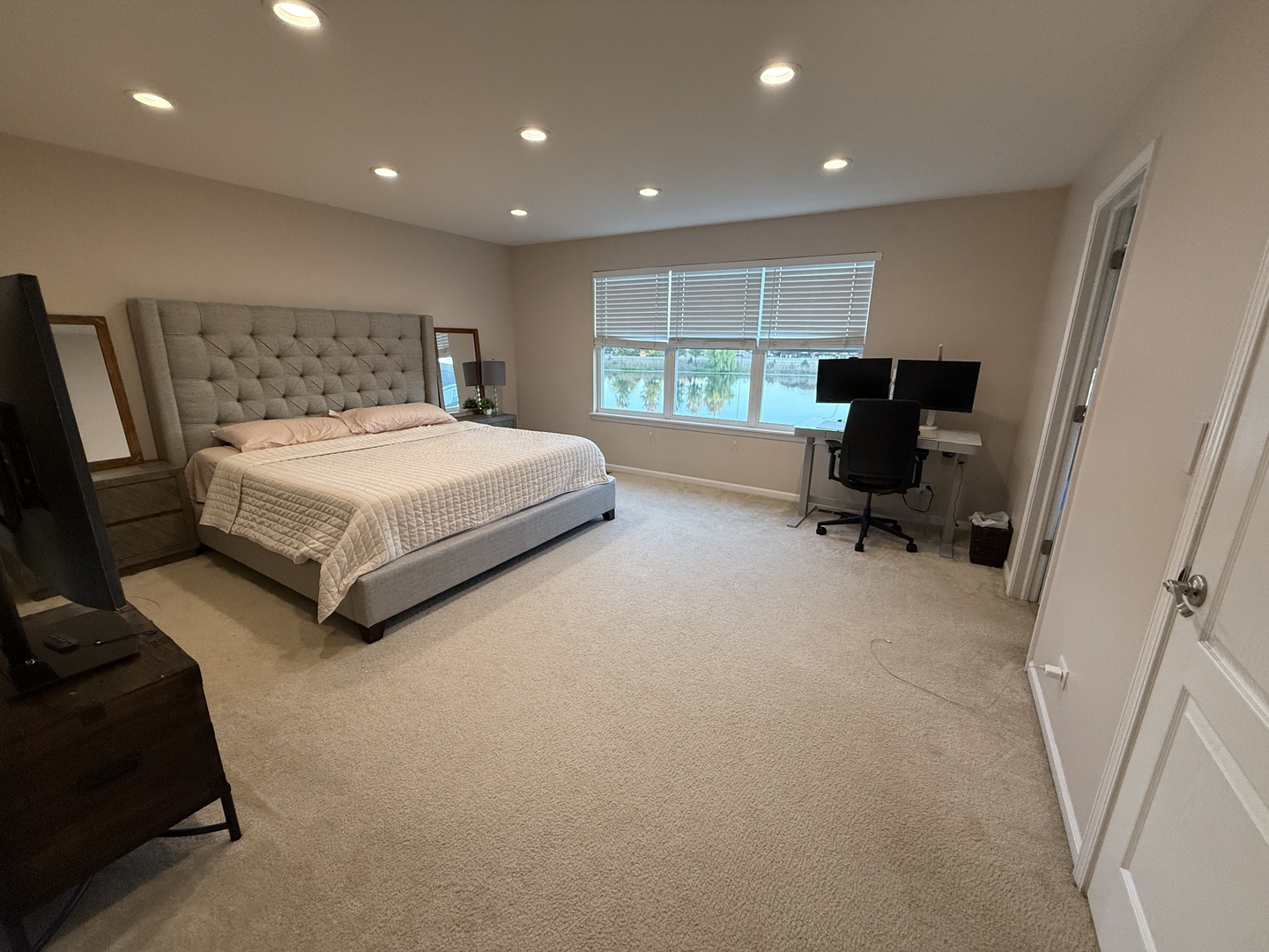 2572 Retreat Circle, Lisle, IL 60532