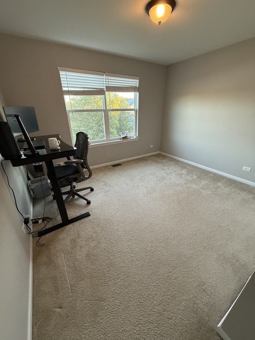 2572 Retreat Circle, Lisle, IL 60532