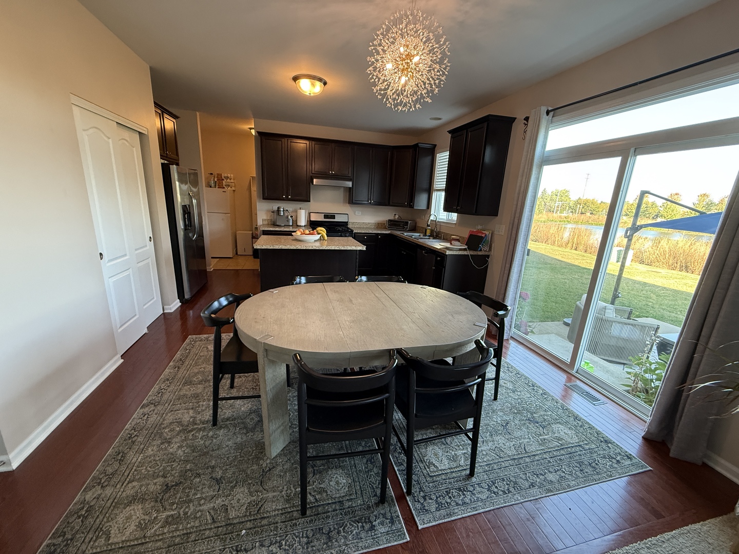 2572 Retreat Circle, Lisle, IL 60532