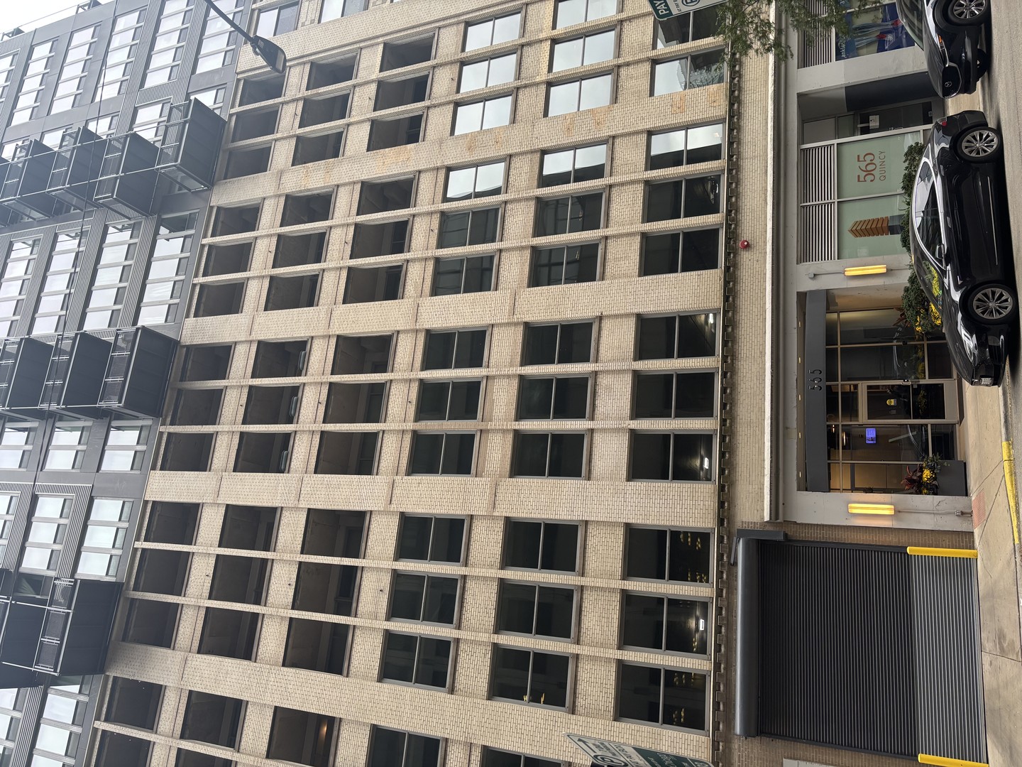 565 W Quincy Street #1216, Chicago, IL 60661