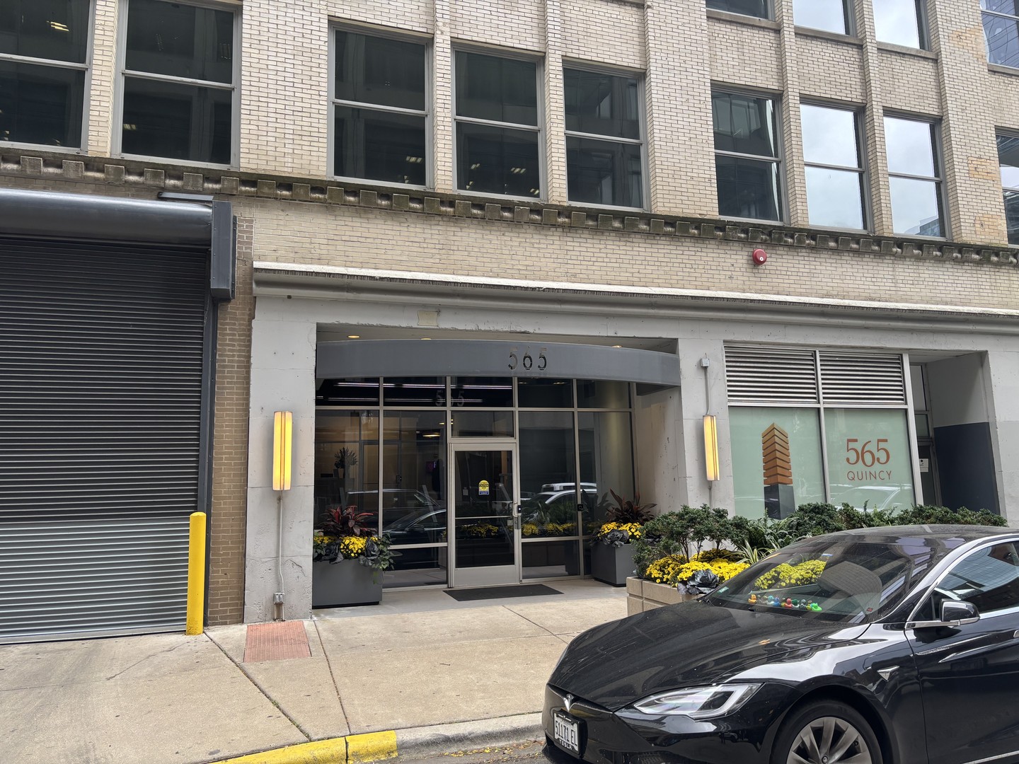 565 W Quincy Street #1216, Chicago, IL 60661