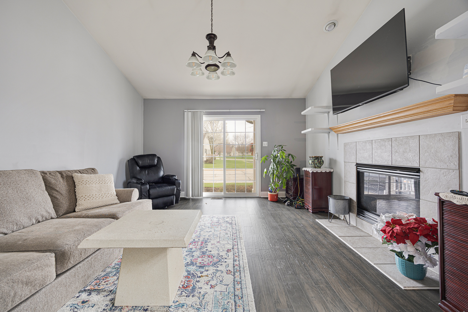 1014 Edinburgh Court, Joliet, IL 60431