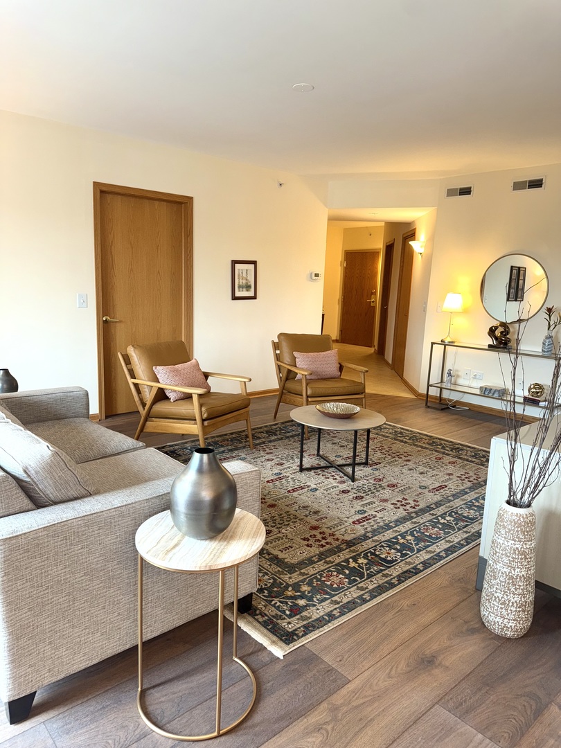 476 Alles Street #508, Des Plaines, IL 60016