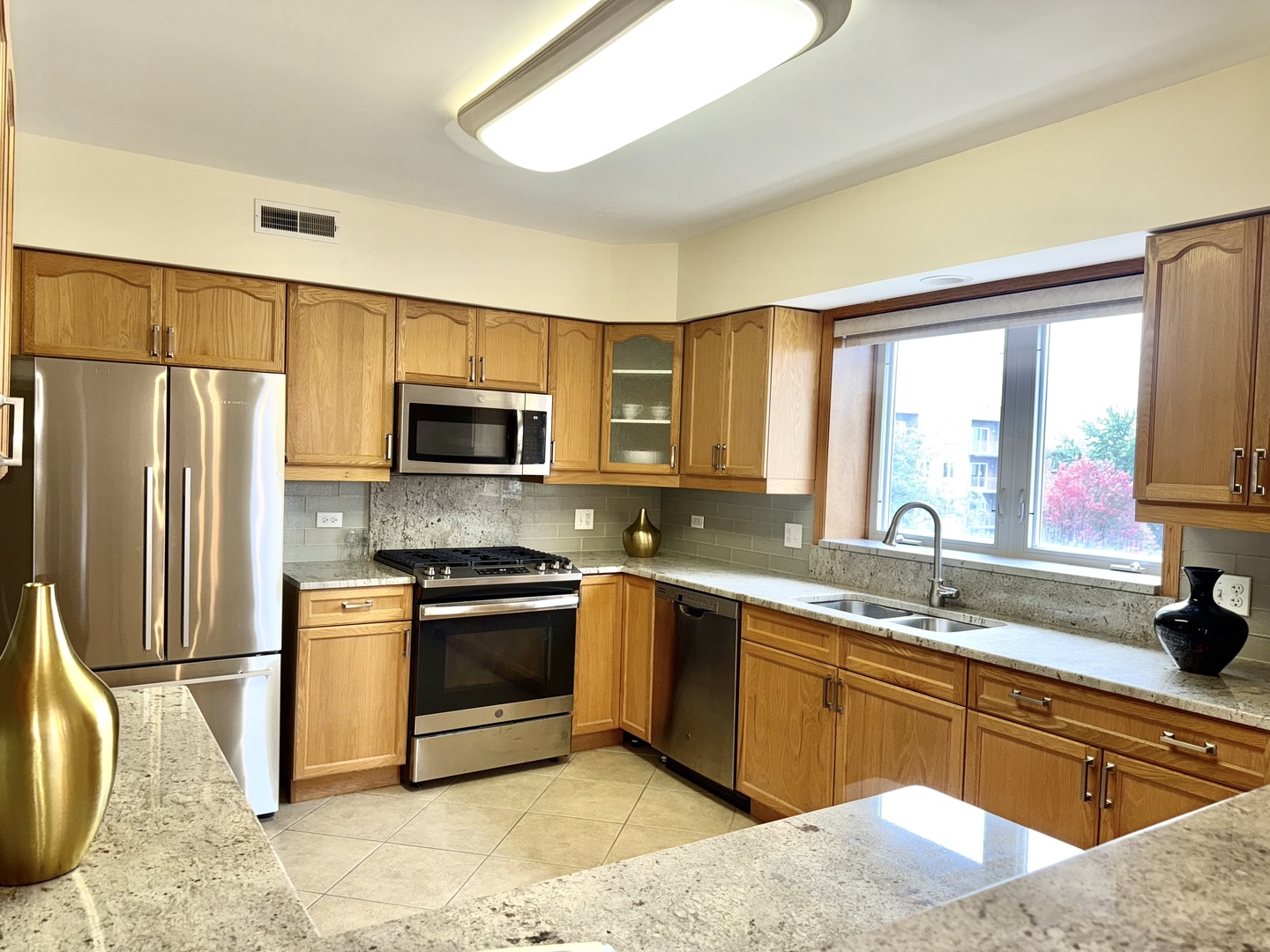 476 Alles Street #508, Des Plaines, IL 60016