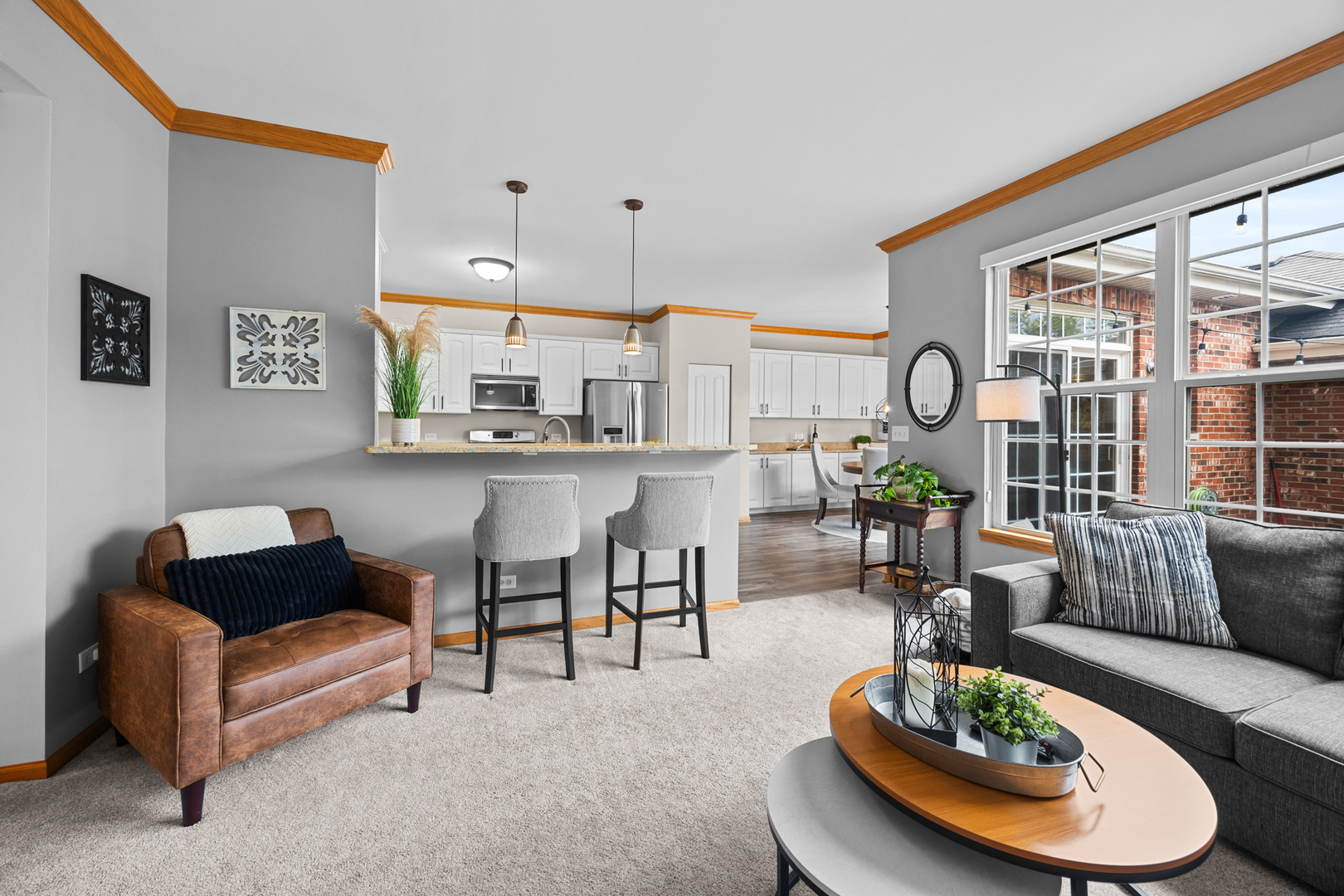 245 Garden Drive, Elgin, IL 60124